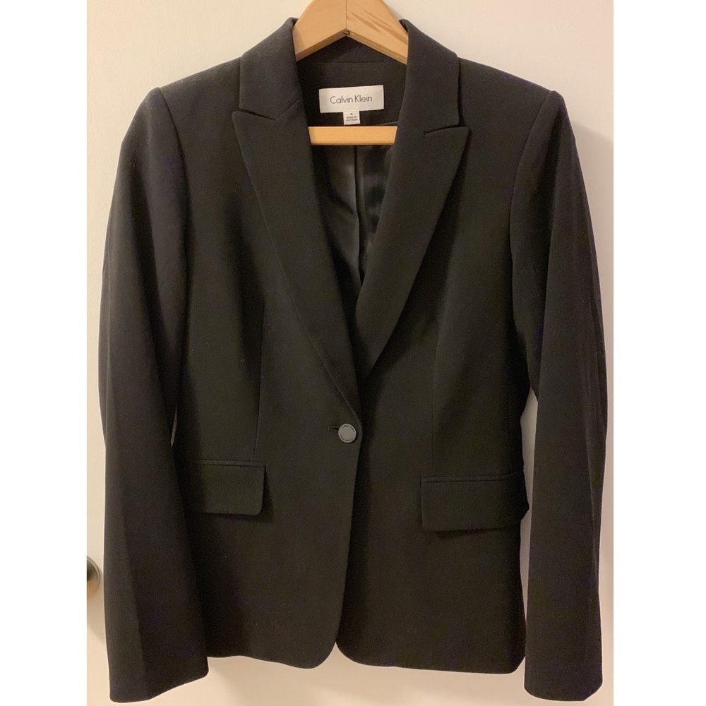 Calvin Klein one button blazer